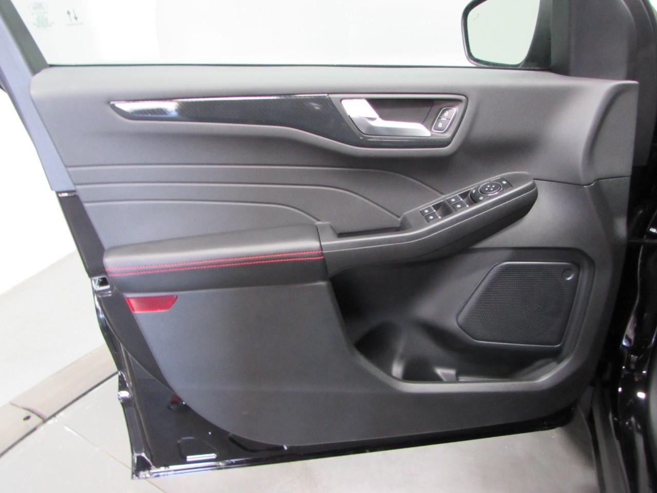 2025 Agate Black Metallic Ford Escape ST-Line FWD SUV