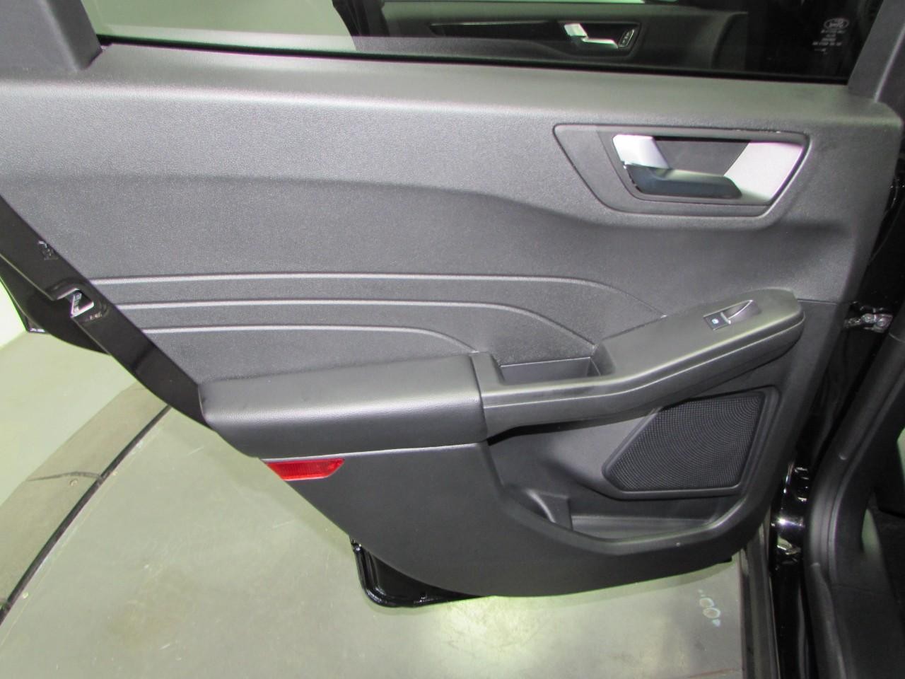 2025 Agate Black Metallic Ford Escape ST-Line FWD SUV