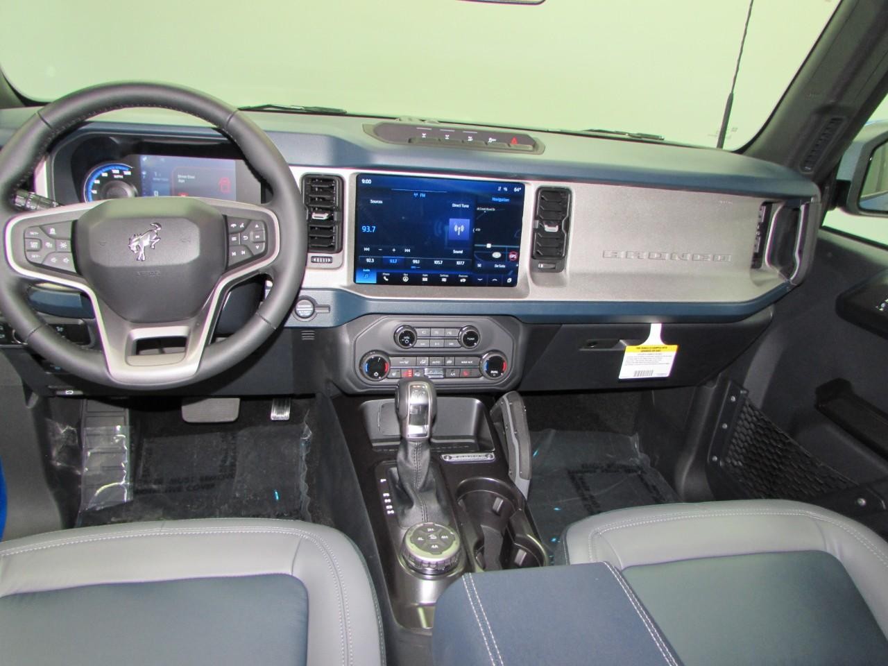 2024 Velo Blue Ford Bronco Outer Banks 4X4 SUV
