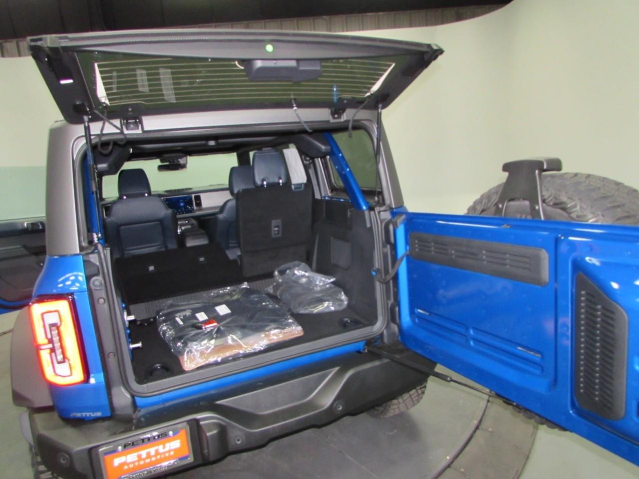 2024 Velo Blue Ford Bronco Outer Banks 4X4 SUV