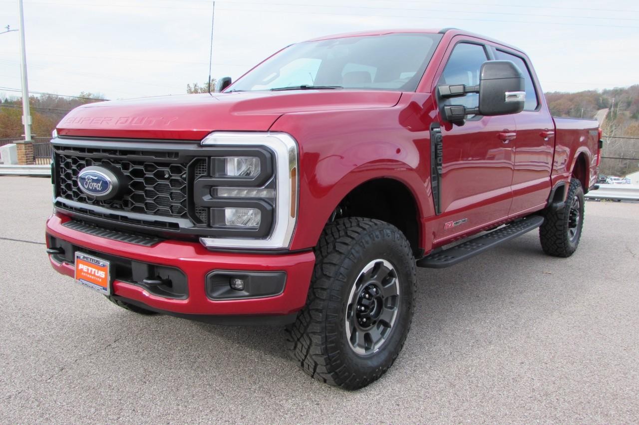 2024 Rapid Red Metallic Tinted Clearcoat Ford Super Duty F-250 SRW Lariat 4X4 Truck