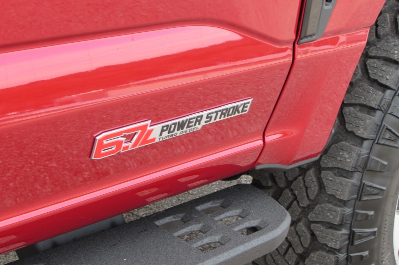 2024 Rapid Red Metallic Tinted Clearcoat Ford Super Duty F-250 SRW Lariat 4X4 Truck