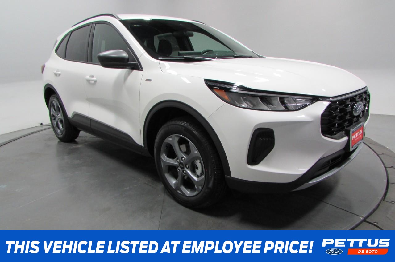 2025 Star White Metallic Tri-Coat Ford Escape ST-Line SUV