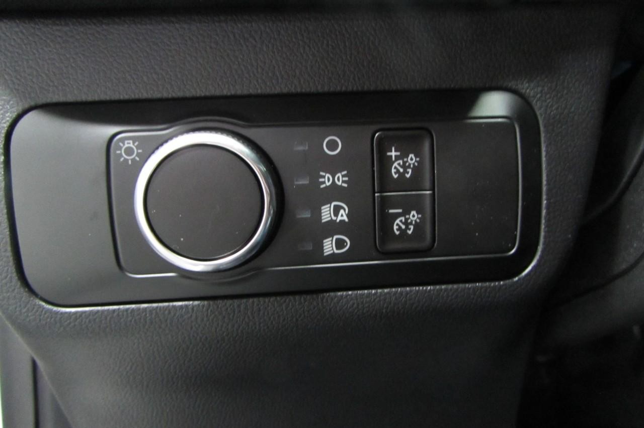 2025 Star White Metallic Tri-Coat Ford Escape ST-Line AWD SUV