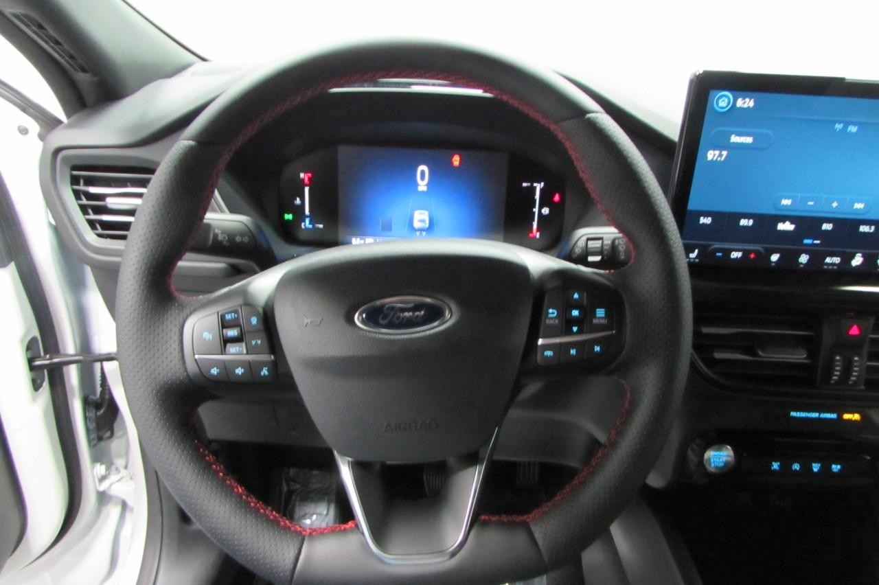 2025 Star White Metallic Tri-Coat Ford Escape ST-Line AWD SUV