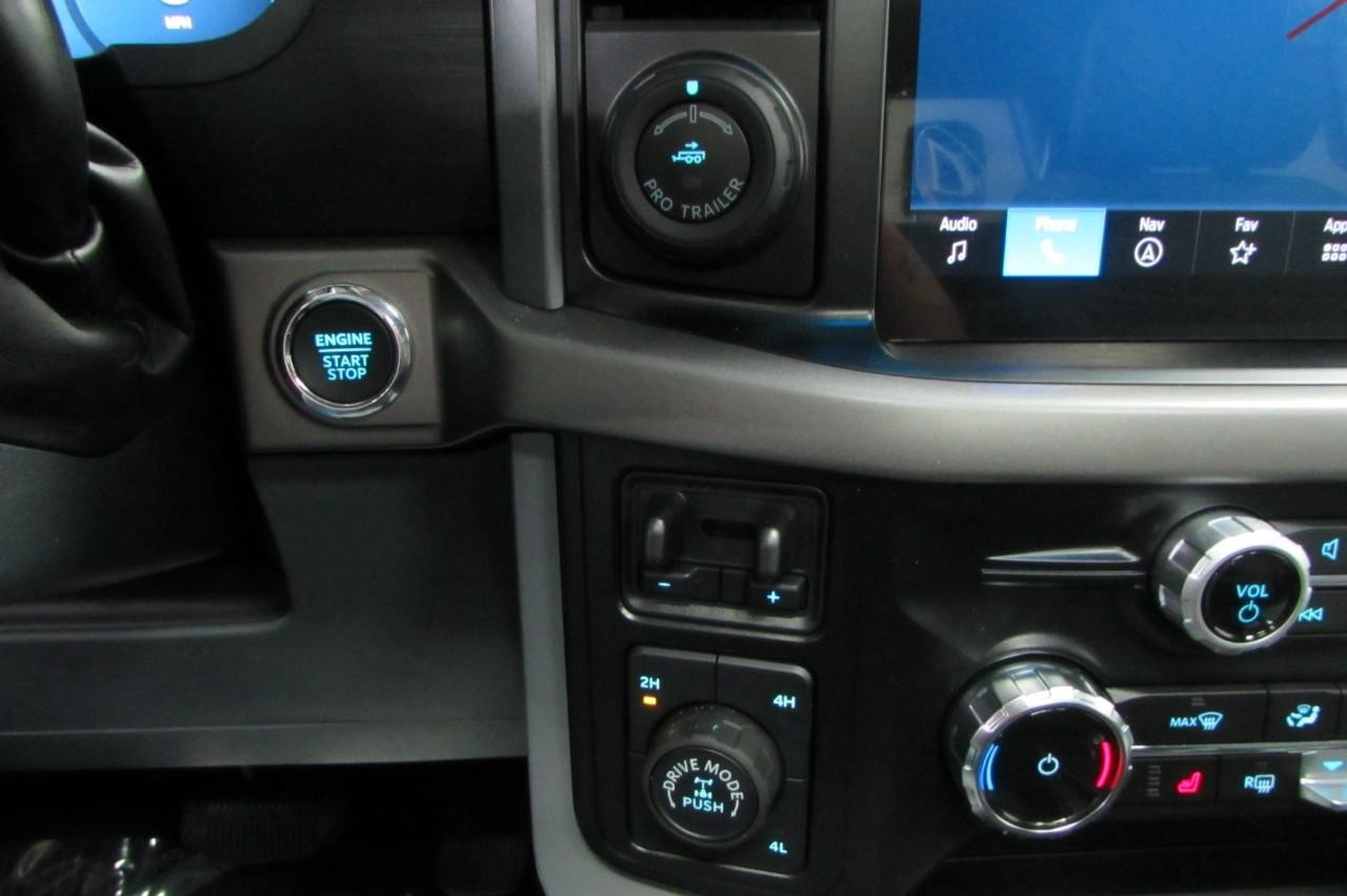 2024 Atlas Blue Metallic Ford F-150 XLT 4X4 Truck