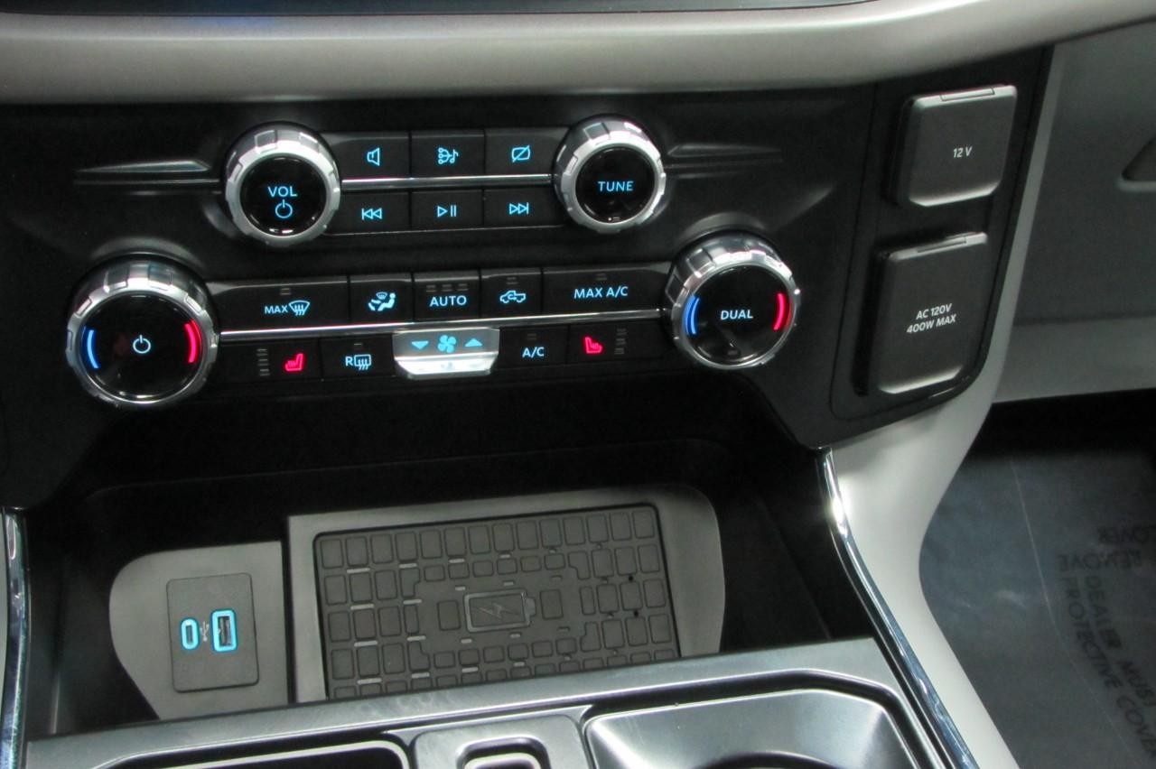 2024 Atlas Blue Metallic Ford F-150 XLT 4X4 Truck