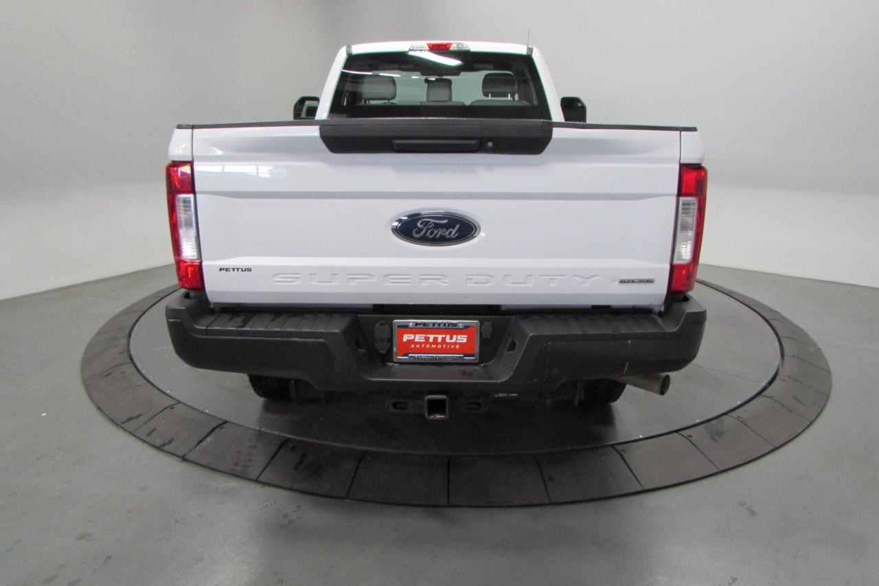 2017 Oxford White Ford Super Duty F-250 SRW XL 4X4 Truck