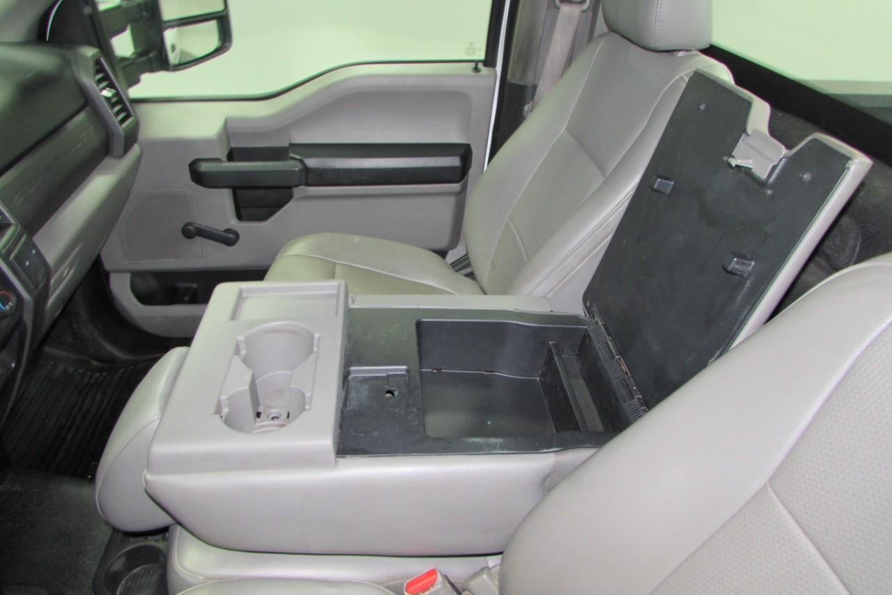 2017 Oxford White Ford Super Duty F-250 SRW XL 4X4 Truck