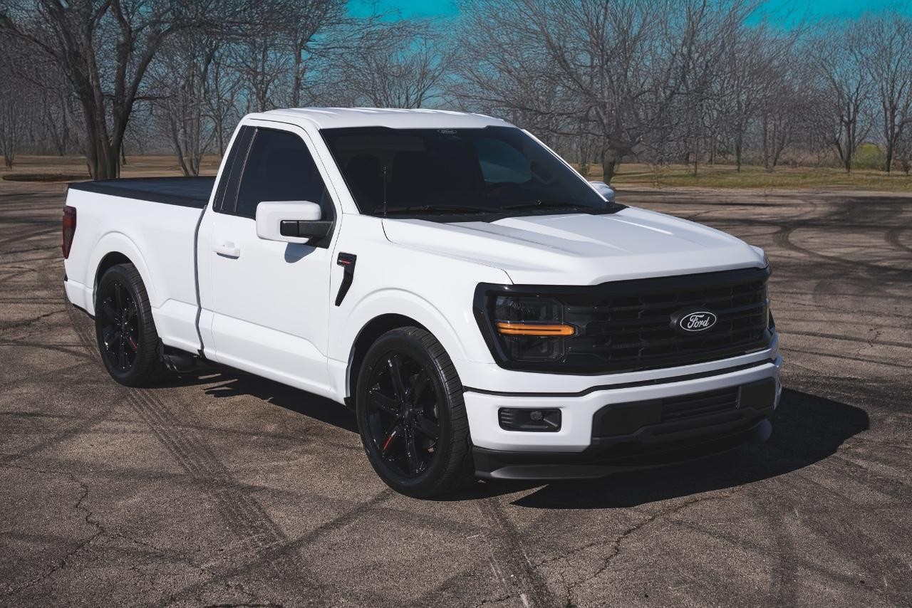 2024 Ox White Ford F-150 XL 4X4 Truck