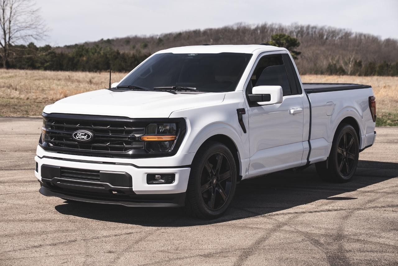 2024 Ox White Ford F-150 XL 4X4 Truck