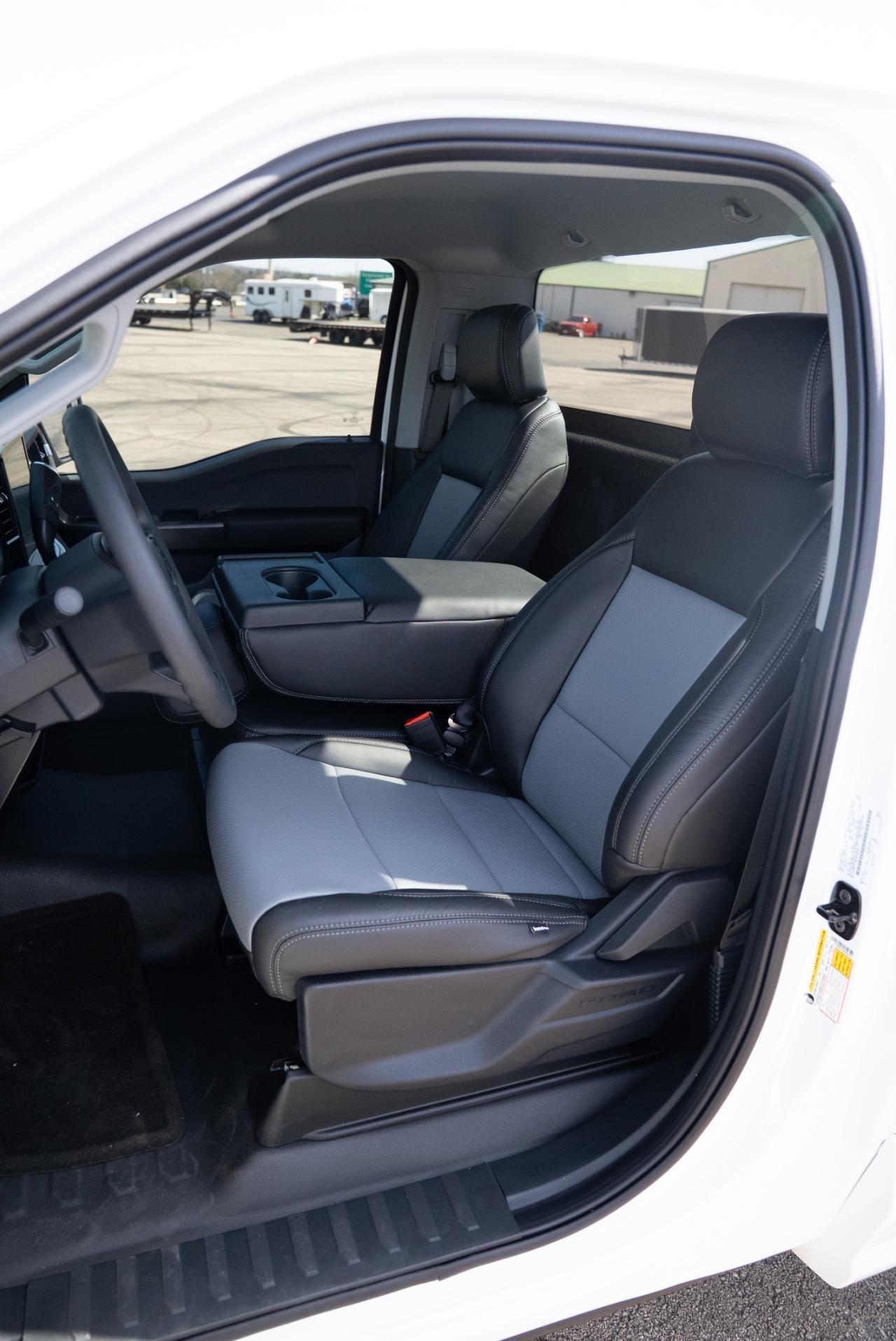2024 Ox White Ford F-150 XL 4X4 Truck