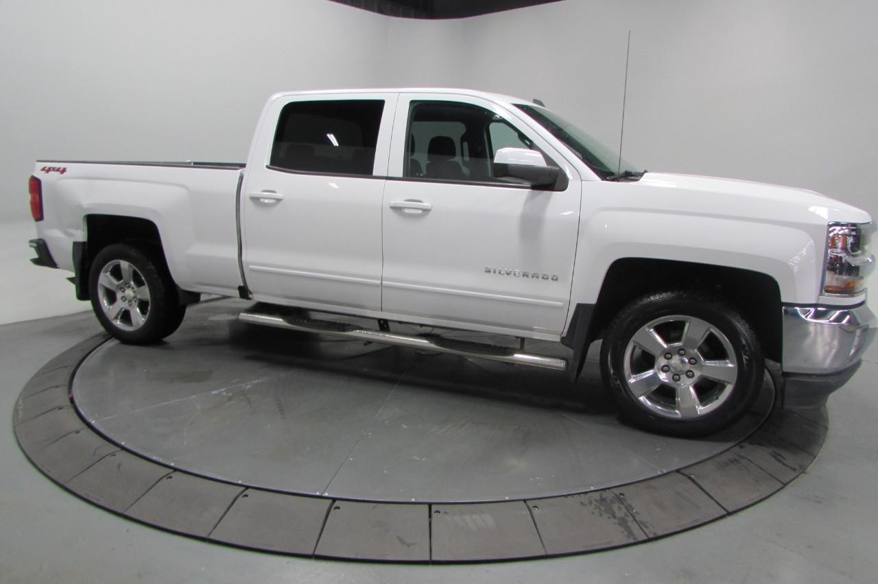 2018 Summit White Chevrolet Silverado 1500 LT LT1 4X4 Truck