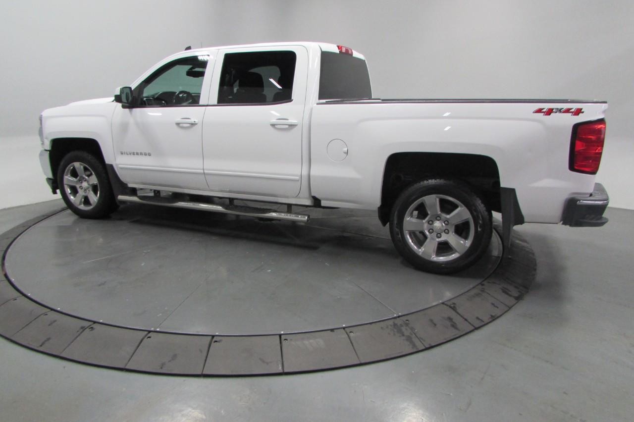 2018 Summit White Chevrolet Silverado 1500 LT LT1 4X4 Truck