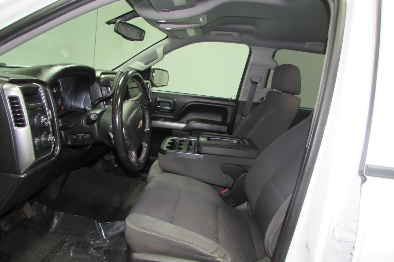 2018 Summit White Chevrolet Silverado 1500 LT LT1 4X4 Truck