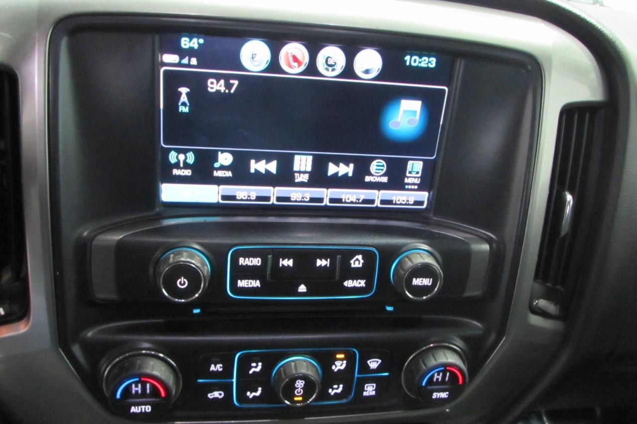 2018 Summit White Chevrolet Silverado 1500 LT LT1 4X4 Truck