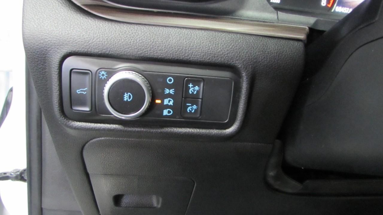 2021 Oxford White Ford Explorer Limited 4X4 SUV