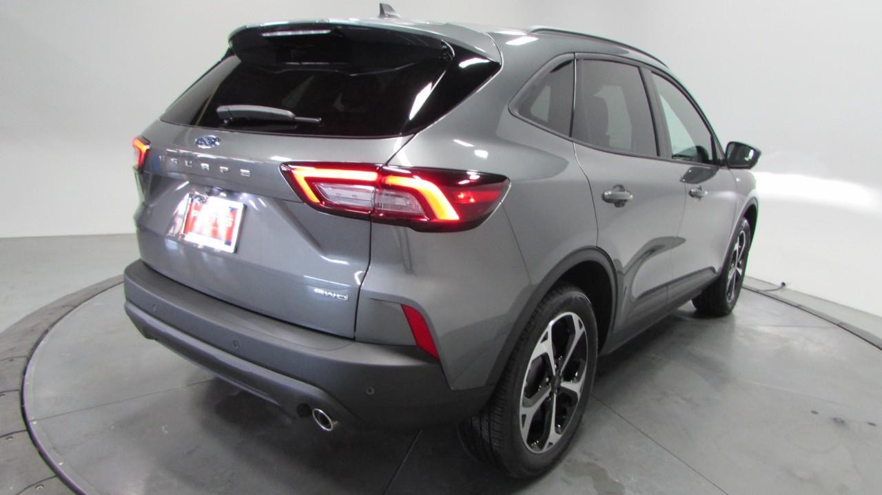 2025 Carb Gray Ford Escape ST-Line Select AWD SUV