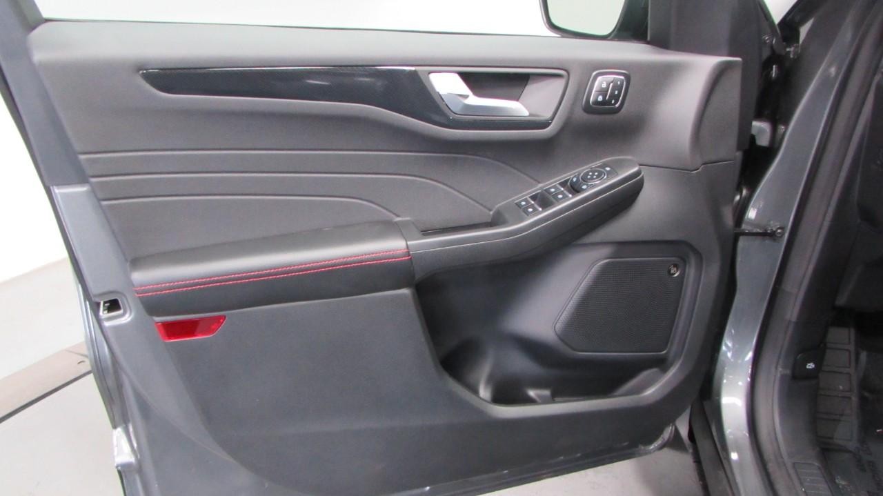2025 Carb Gray Ford Escape ST-Line Select AWD SUV