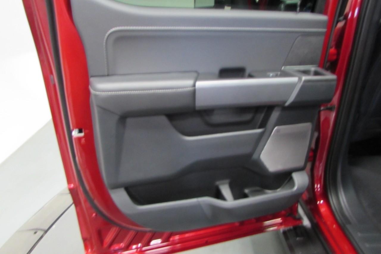 2025 Rapid Red Metallic Tinted Clearcoat Ford F-150 XLT 4X4 Truck