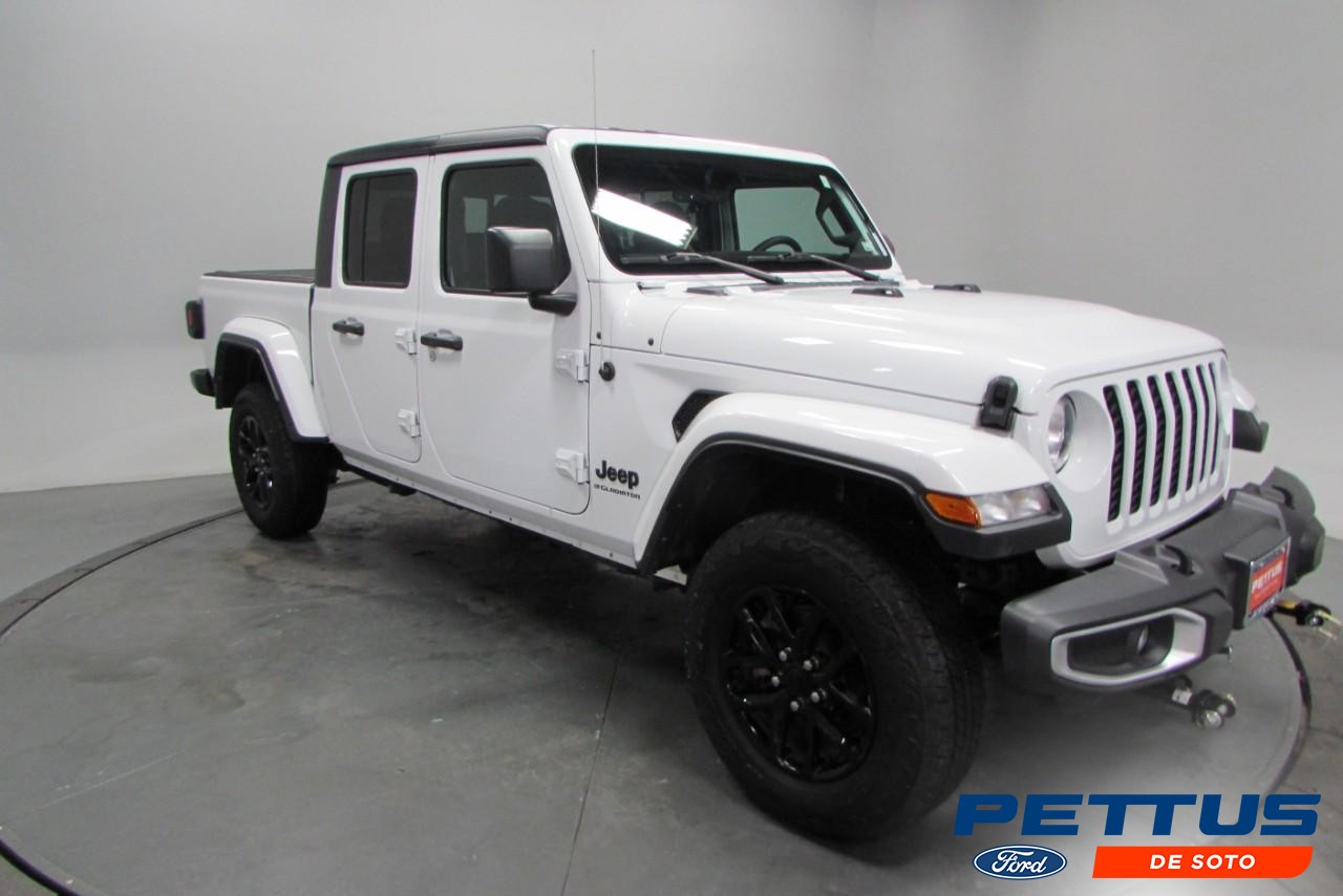 2023 Bright White Clearcoat Jeep Gladiator Sport Truck