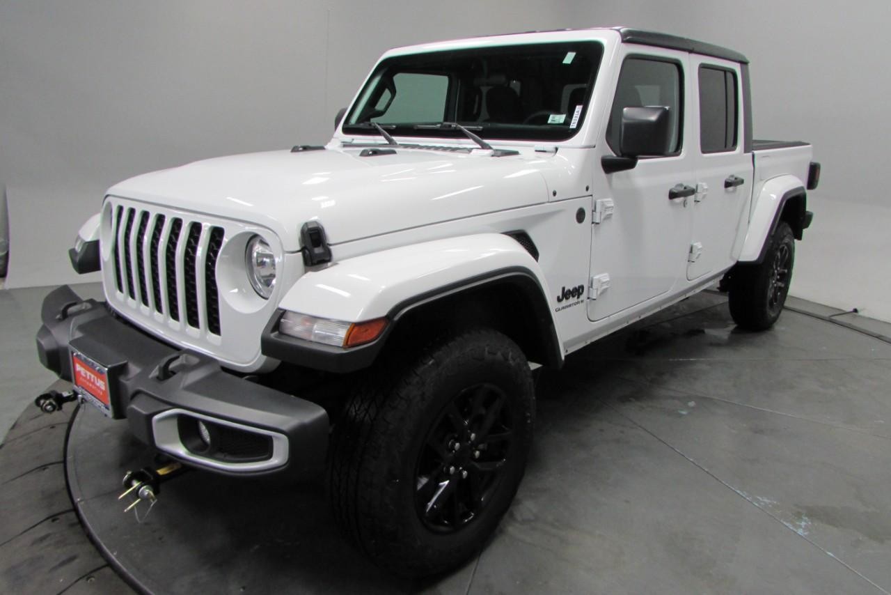 2023 Bright White Clearcoat Jeep Gladiator Sport 4X4 Truck