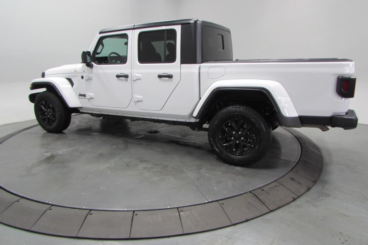 2023 Bright White Clearcoat Jeep Gladiator Sport 4X4 Truck