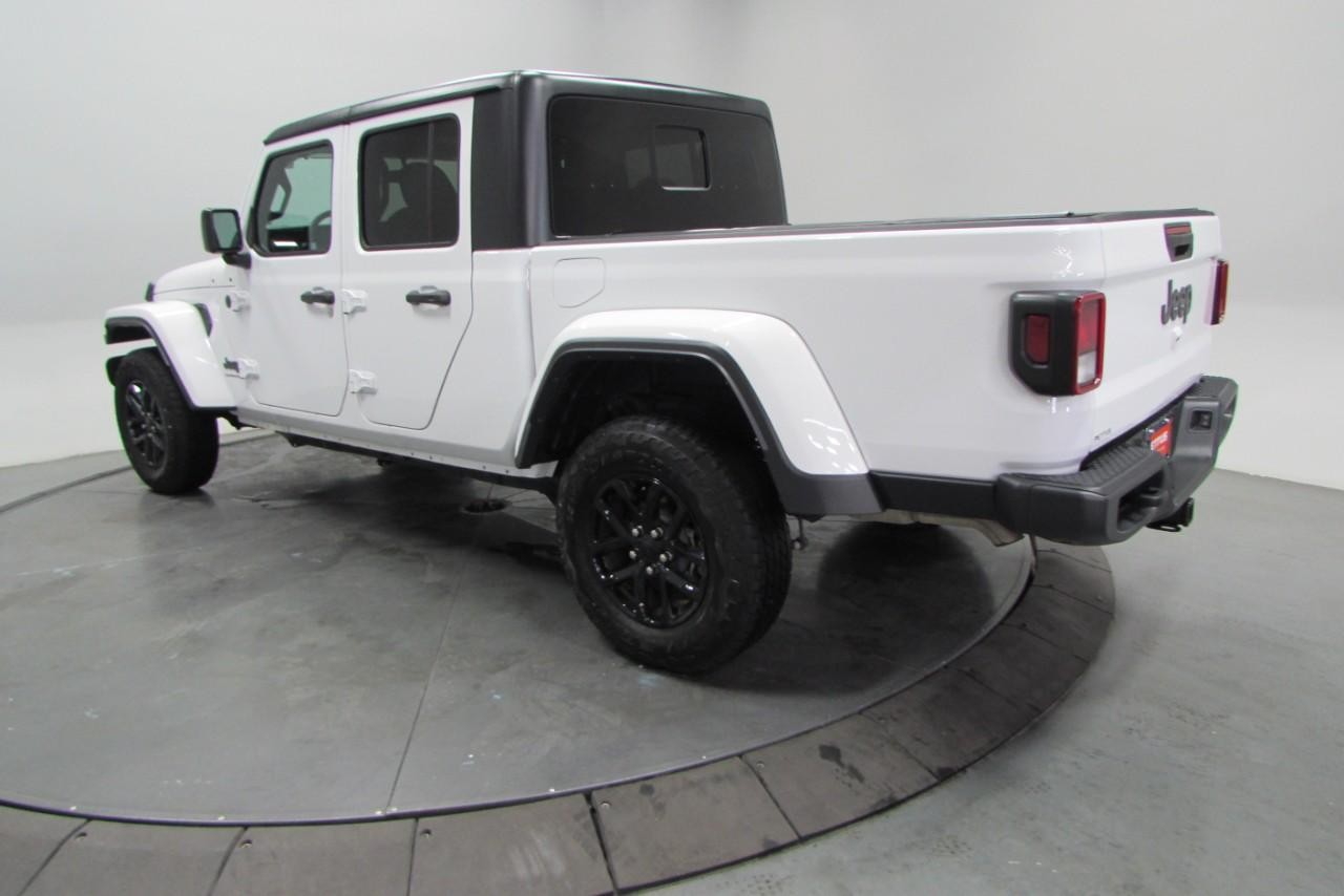 2023 Bright White Clearcoat Jeep Gladiator Sport 4X4 Truck