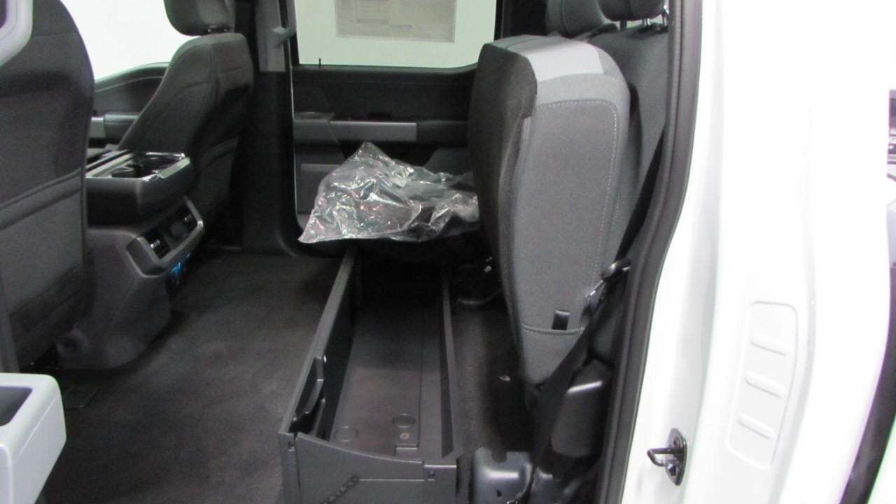 2025 Ox White Ford F-150 XLT 4X4 Truck