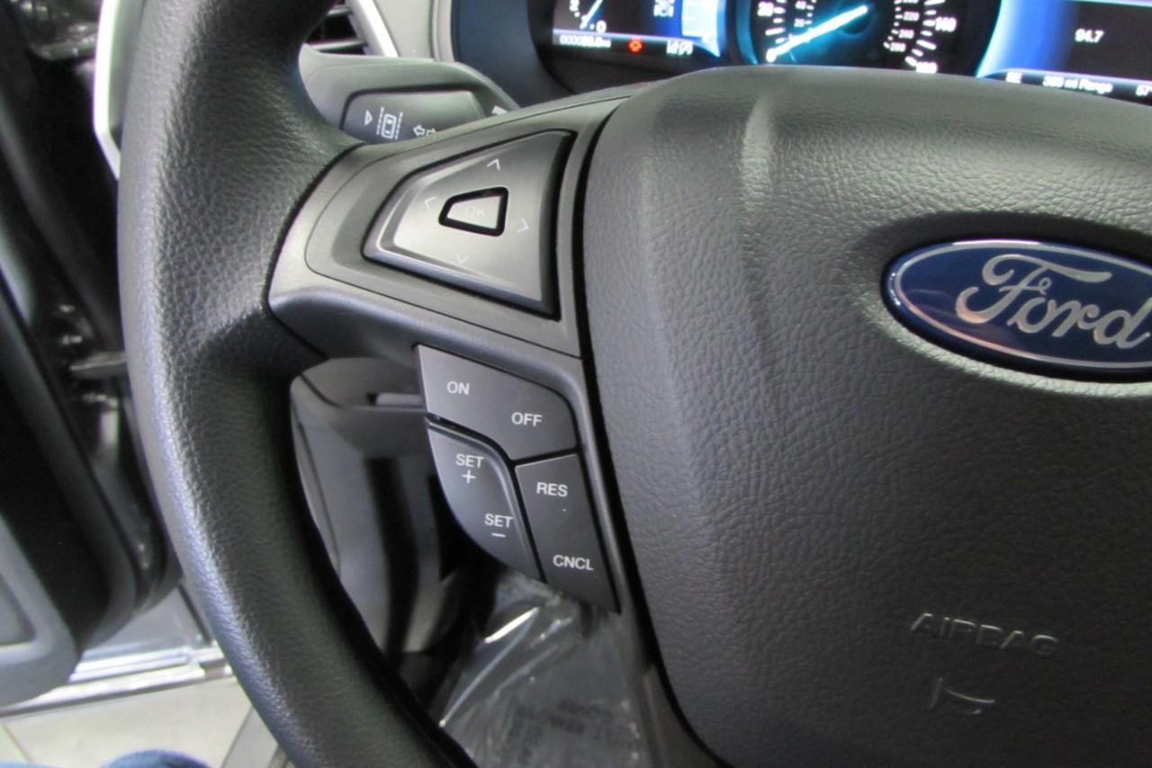 2024 Carbonized Gray Metallic Ford Edge SE AWD SUV