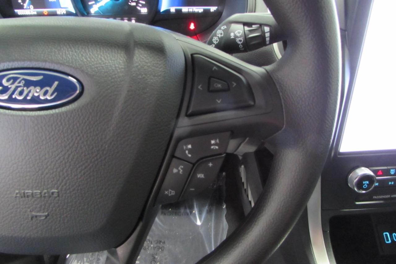 2024 Carbonized Gray Metallic Ford Edge SE AWD SUV