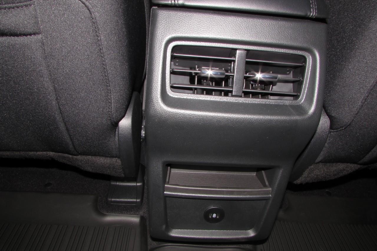 2024 Carbonized Gray Metallic Ford Edge SE AWD SUV