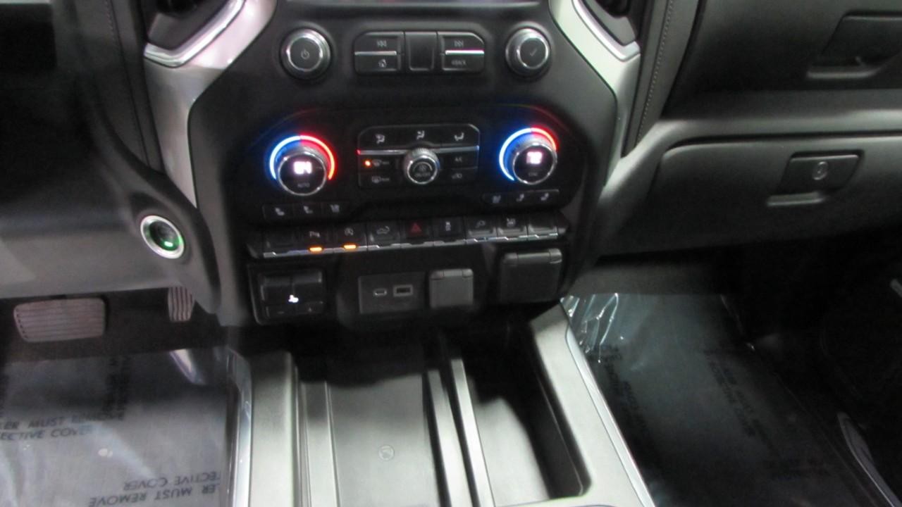 2021 Iridescent Pearl Tricoat Chevrolet Silverado 1500 LTZ 4X4 Truck