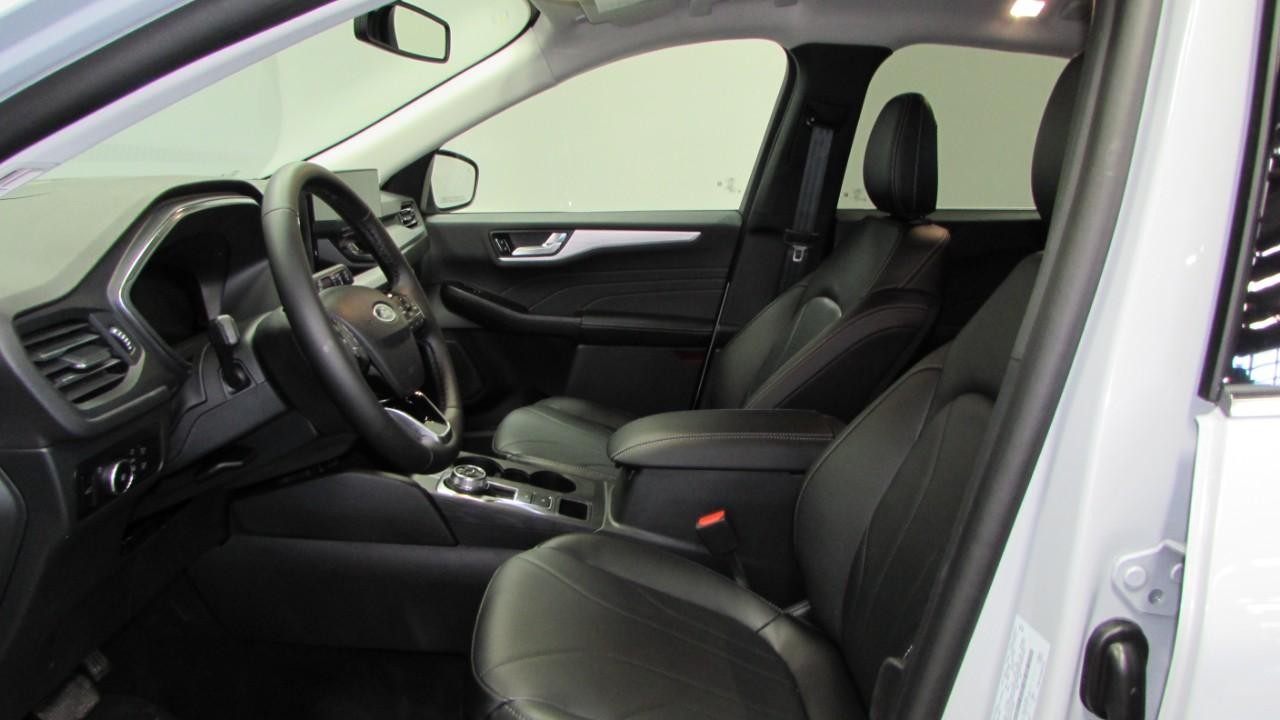 2025 Space Silver Metallic Ford Escape Platinum AWD SUV