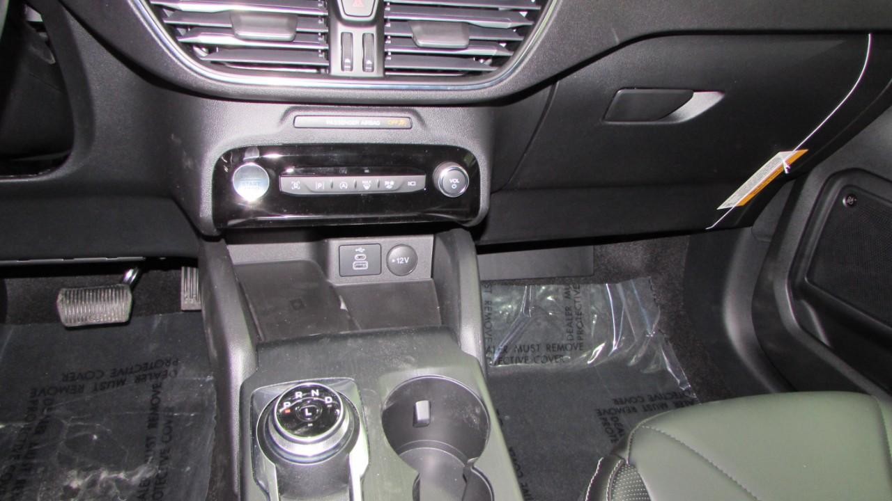 2025 Space Silver Metallic Ford Escape Platinum AWD SUV