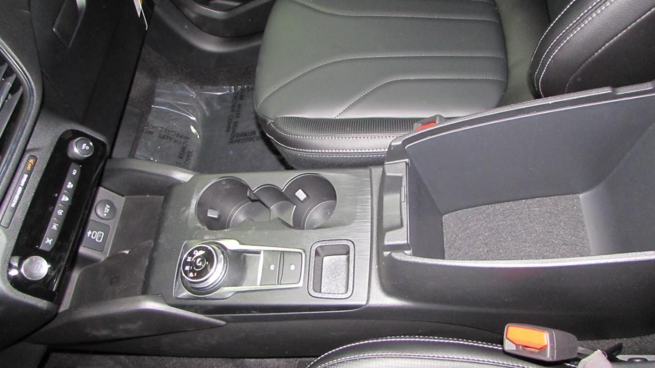 2025 Space Silver Metallic Ford Escape Platinum AWD SUV
