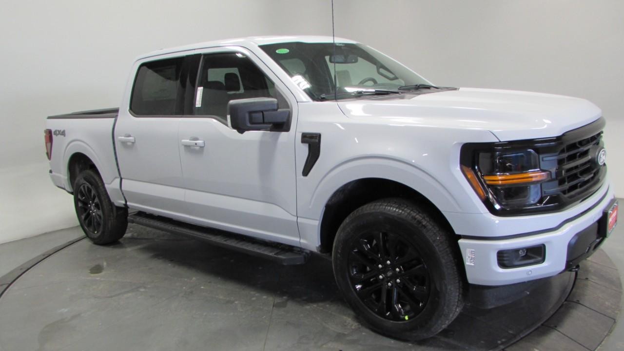 2025 Space White Metallic Ford F-150 XLT 4X4 Truck