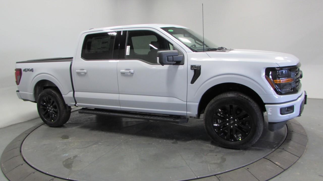 2025 Space White Metallic Ford F-150 XLT 4X4 Truck
