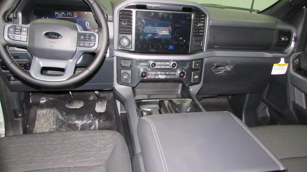 2025 Space White Metallic Ford F-150 XLT 4X4 Truck