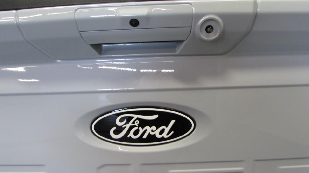 2025 Space White Metallic Ford F-150 XLT 4X4 Truck