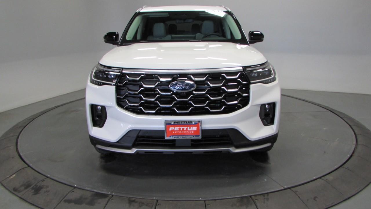 2025 Star White Metallic Tri-Coat Ford Explorer Platinum 4X4 SUV