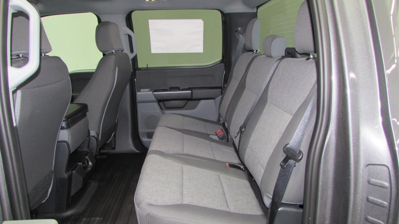 2025 Carbonized Gray Metallic Ford F-150 XL 4X4 Truck