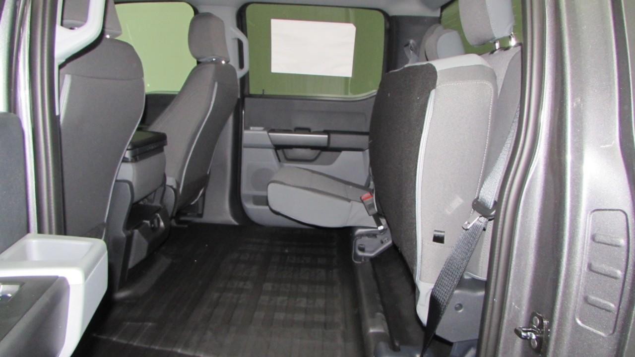 2025 Carbonized Gray Metallic Ford F-150 XL 4X4 Truck