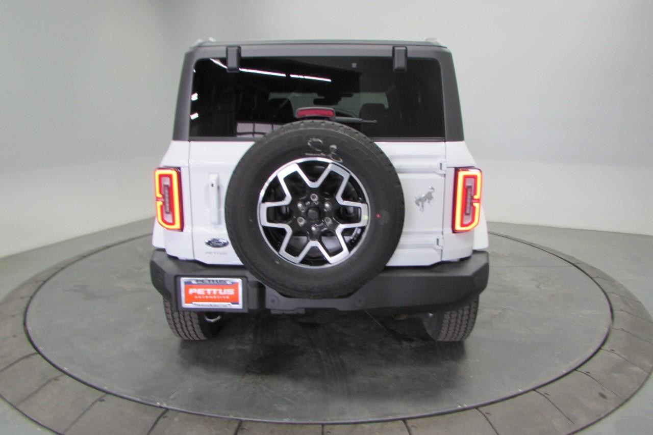 2025 Oxford White Ford Bronco Outer Banks 4X4 SUV