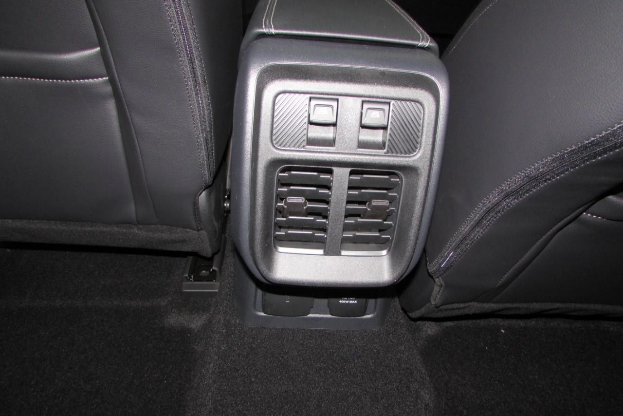 2025 Oxford White Ford Bronco Outer Banks 4X4 SUV