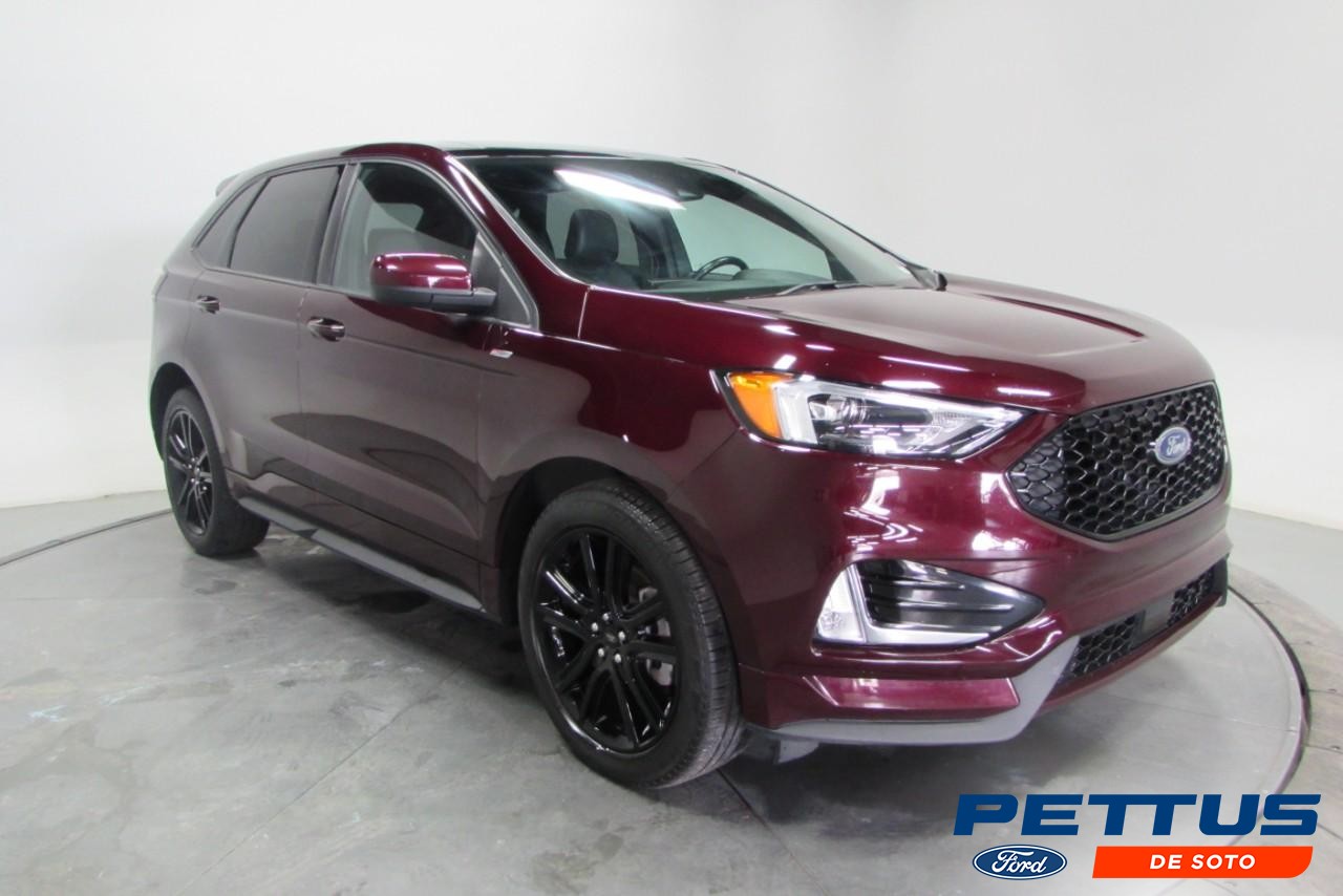 2022 Burgundy Velvet Metallic Tinted Clearcoat Ford Edge ST Line SUV