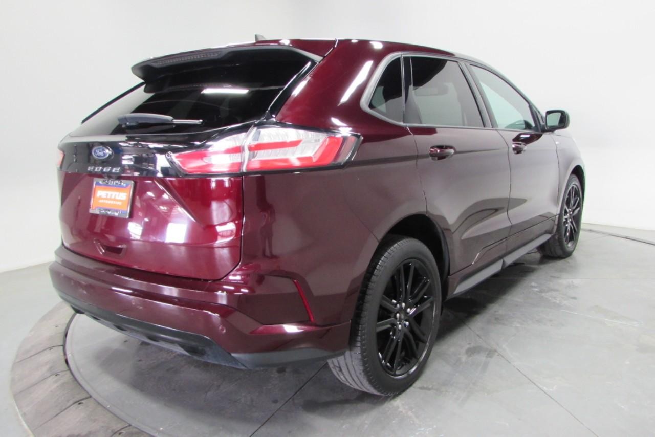2022 Burgundy Velvet Metallic Tinted Clearcoat Ford Edge ST Line AWD SUV