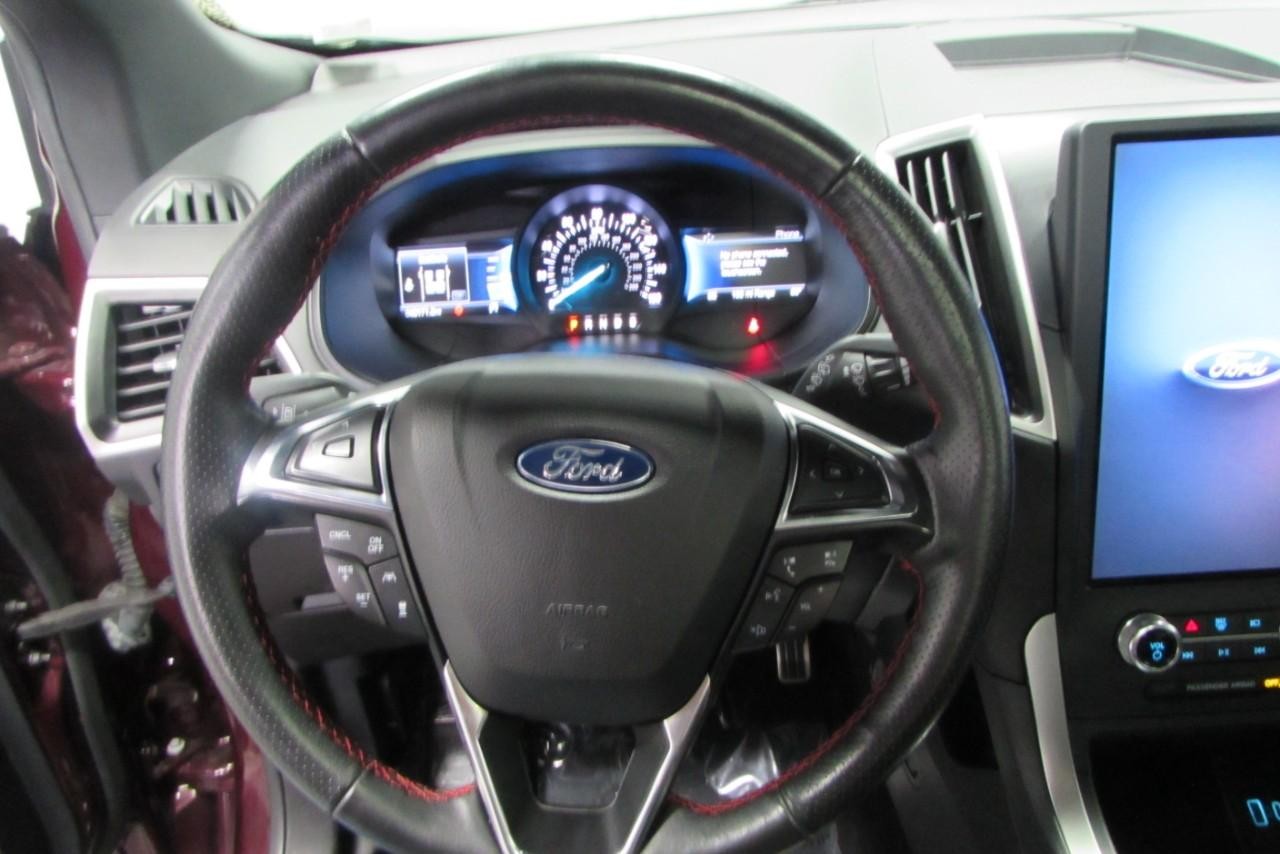 2022 Burgundy Velvet Metallic Tinted Clearcoat Ford Edge ST Line AWD SUV