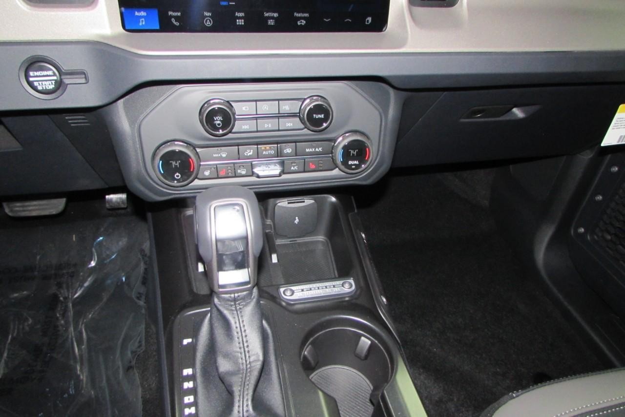 2025 Azure Gray Metallic Tri-Coat Ford Bronco Outer Banks 4X4 SUV