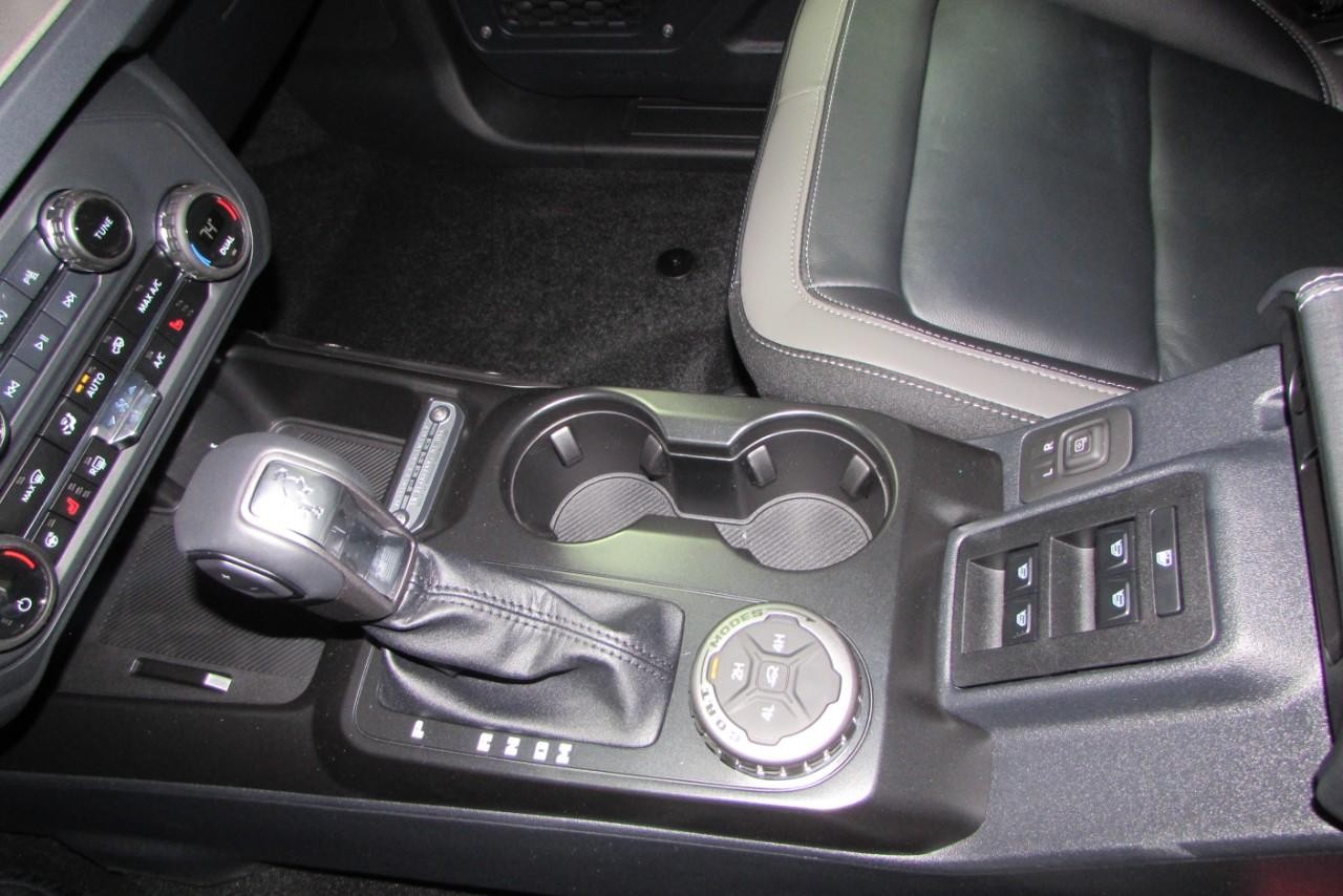 2025 Azure Gray Metallic Tri-Coat Ford Bronco Outer Banks 4X4 SUV